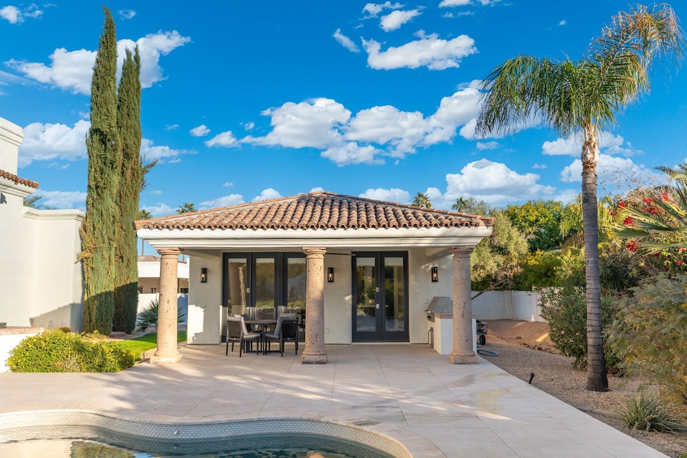 Camelback Mountain Villa Luxury in Paradise Valley