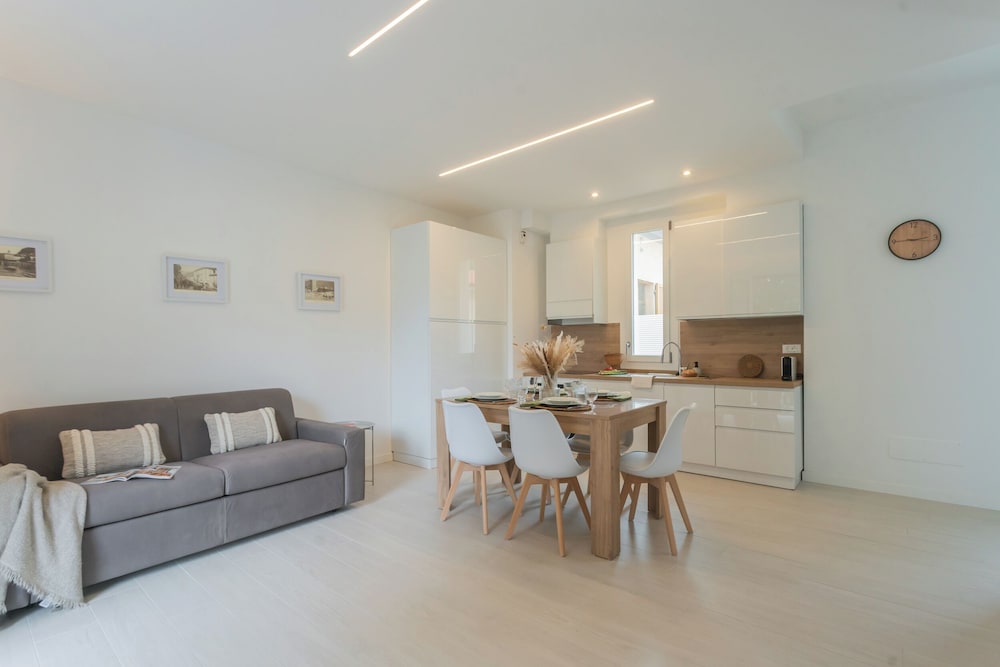 Magnolia House Como by Rent all Como