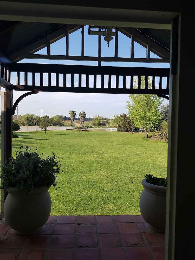 Hoopenburg Guesthouse