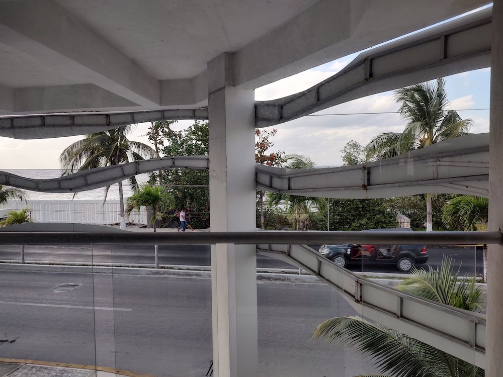 Spacious oceanfront loft # A1 view 5