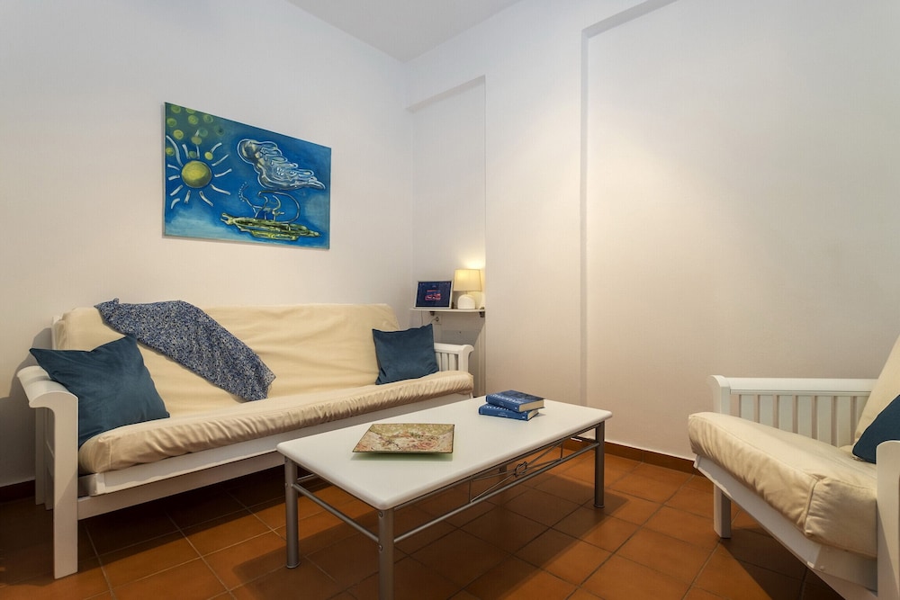 Giannis Villa