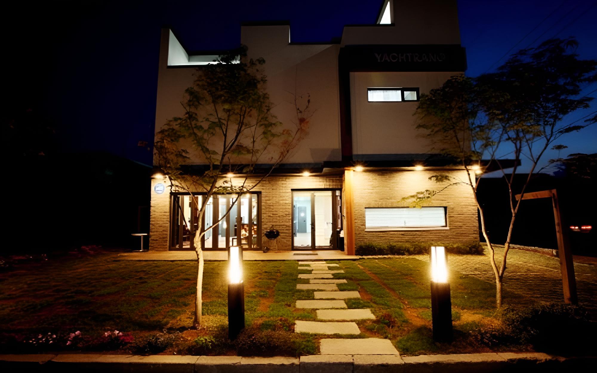 Yangyang Yachtrang Club House Pension view 5