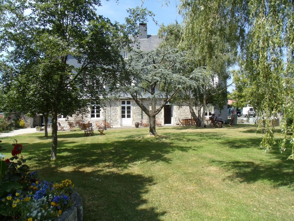 Le Tertre
