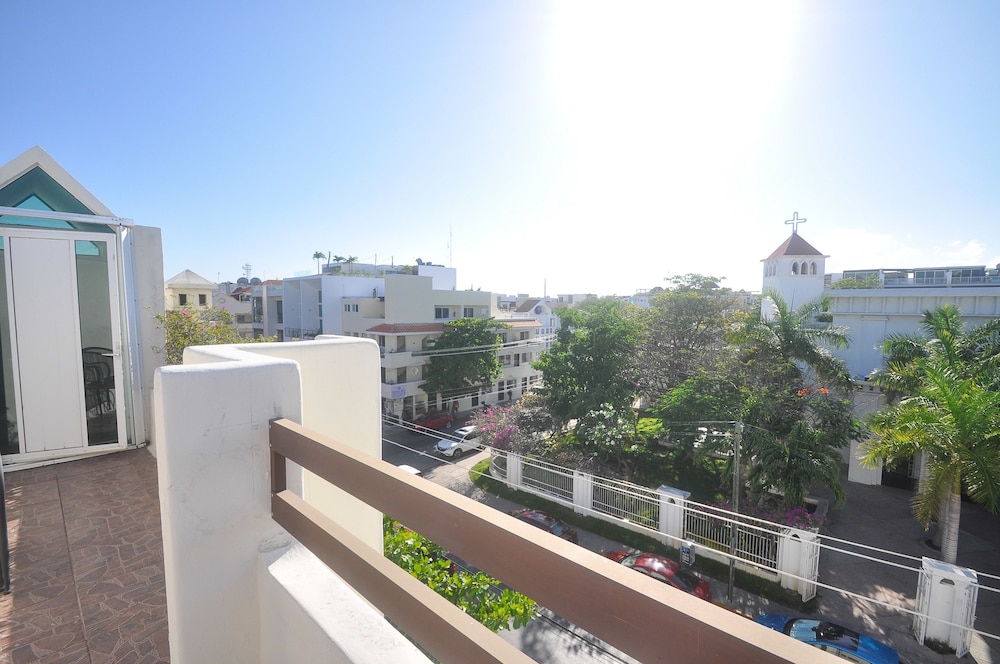 Beautiful Pent House, Near the Beach, by Vimex
