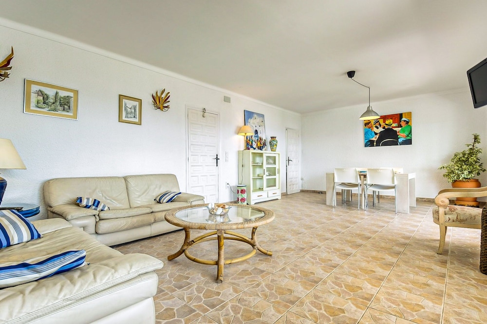 Apartment in Roses Near Canyelles Beach