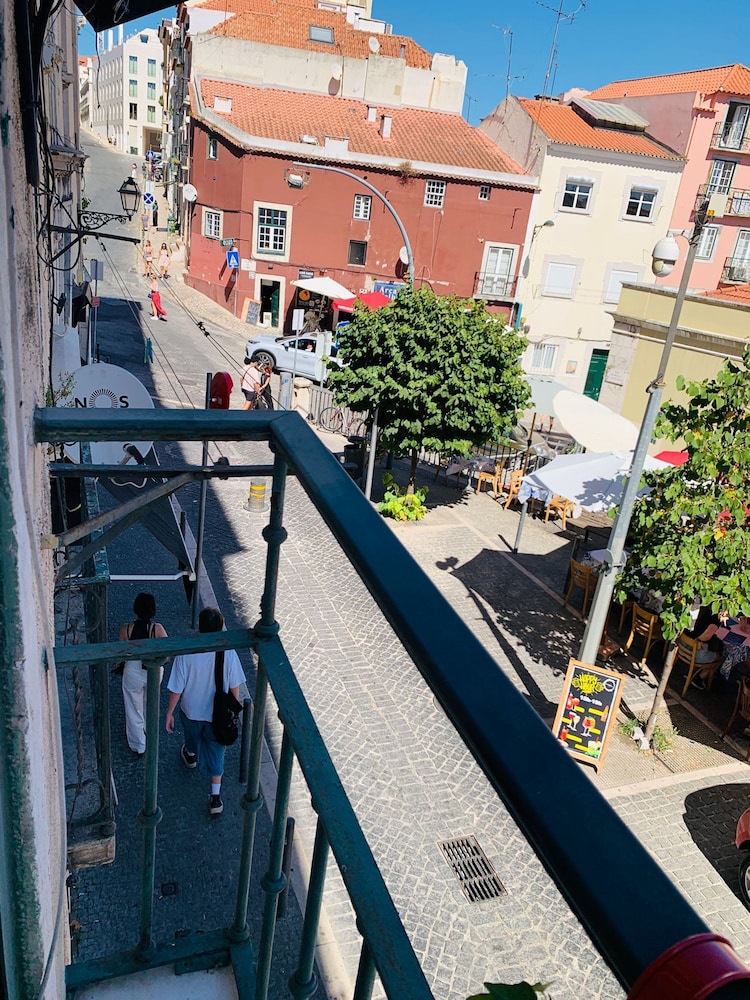 Modern Boutique Apartment in the Heart of Alfama