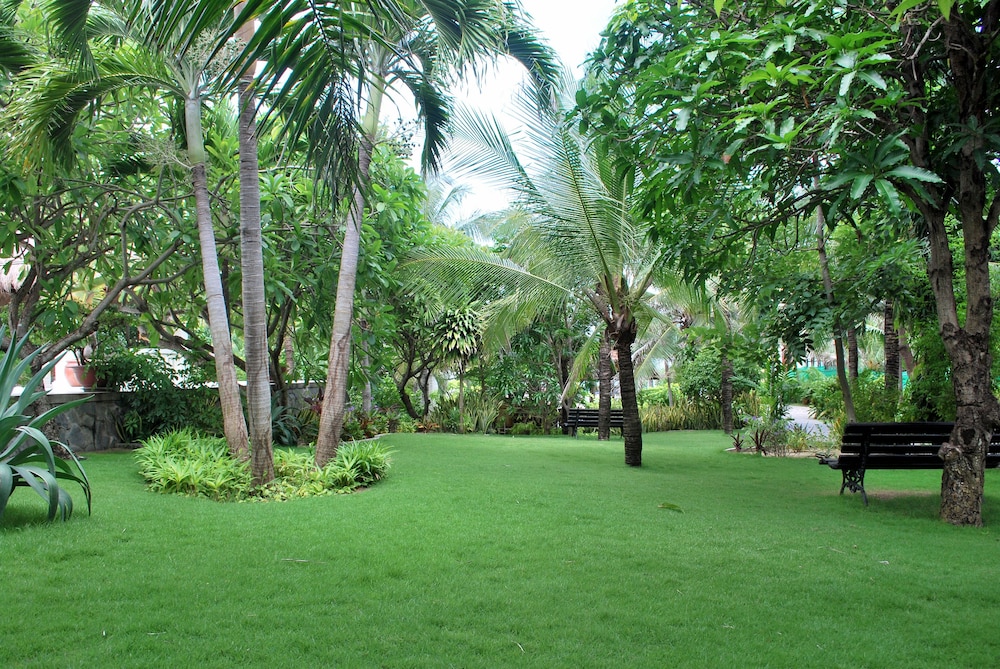 Allezboo Beach Resort & Spa
