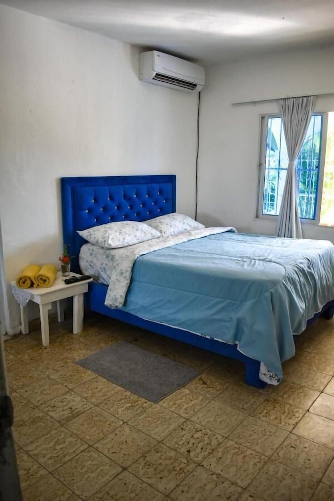 CASA TROPICAL  RD view 2