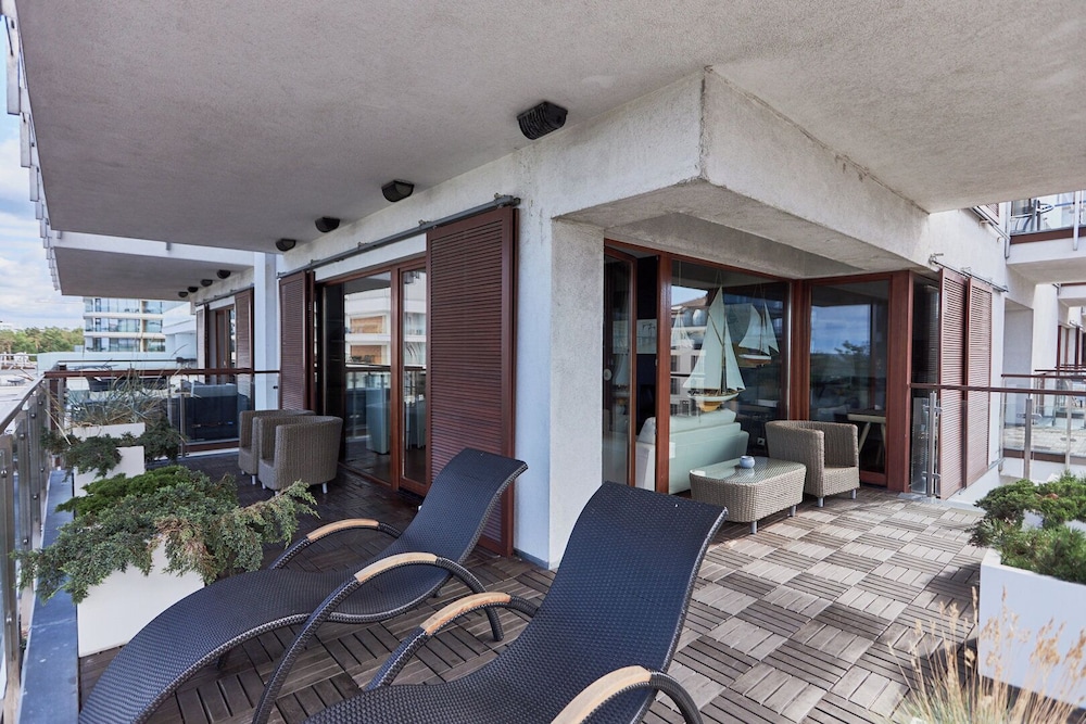 Baltic Park Plaza by Baltic Home