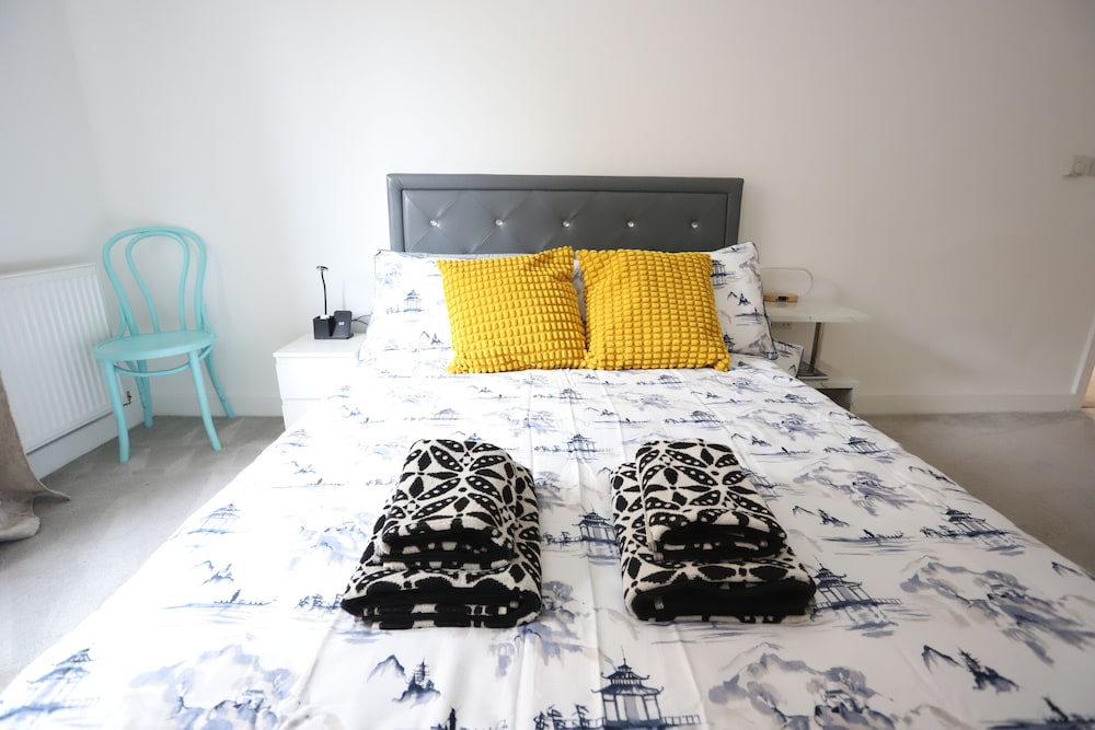 Luxury London Apartment With 5 Bedrooms