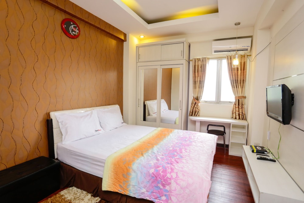 RedLiving Apartemen The Suites Metro - Mary Tower E