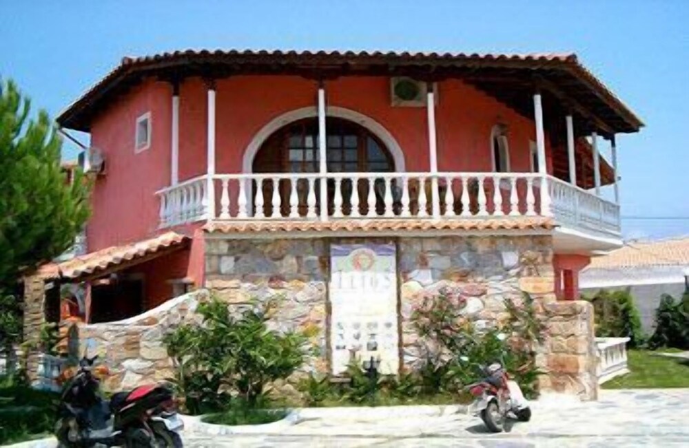 Photo 25