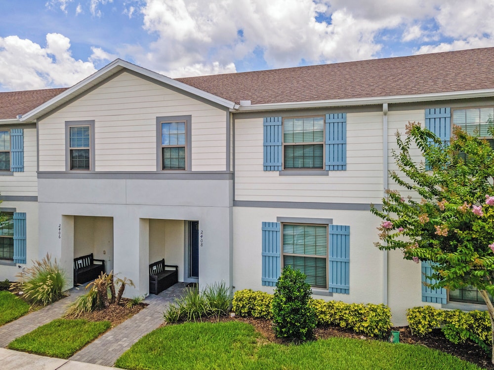 House of Dreams at Windsor Westside - Image 1