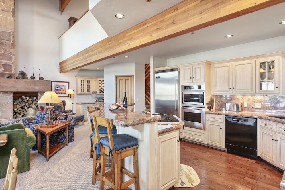 Stag Lodge At Deer Valley Resort - 4 Bed - Spa #37 4 Bedroom Condo