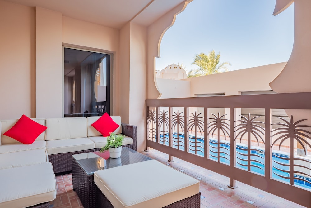 GLOBALSTAY. Sarai Private Pool Homes and Villas