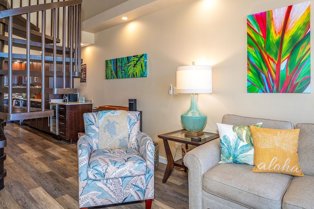 Kamaole Sands 3-406 - Modern Kitchen, Large Lanai, Enclosed Private MB, Split AC
