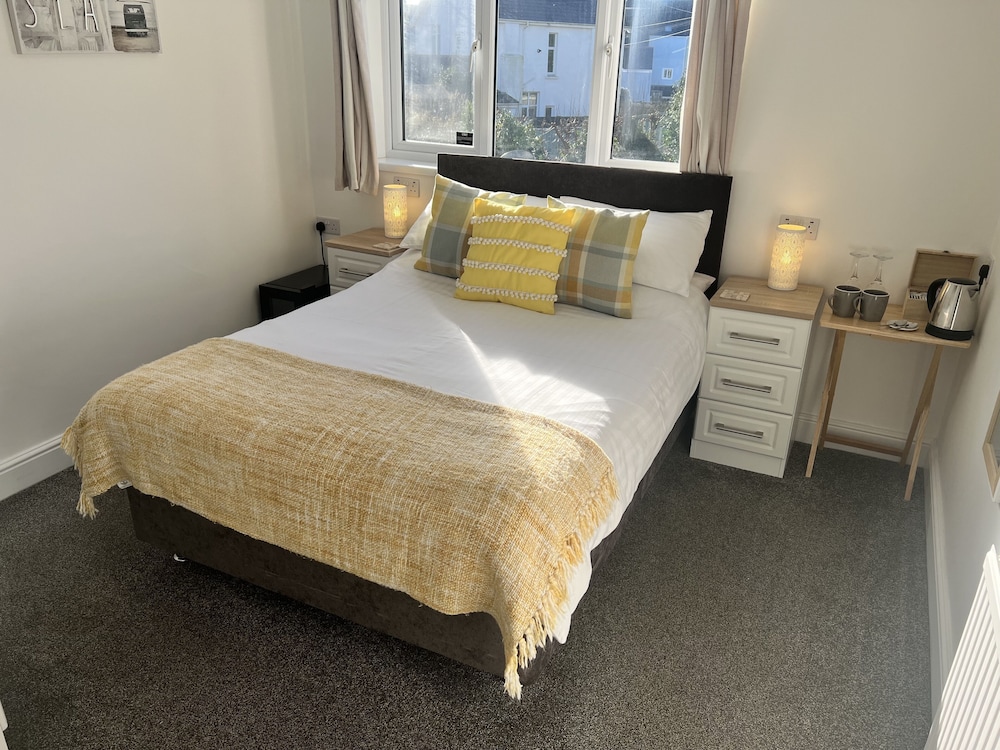 Coach Guest House