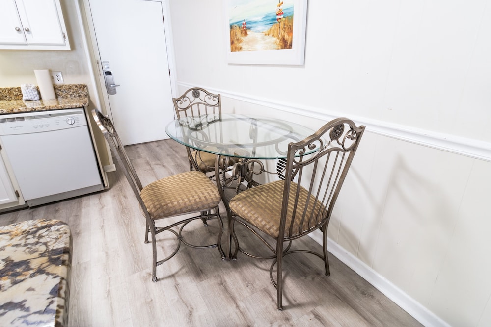 A Place At The Beach V A109 2 Bedroom Condo