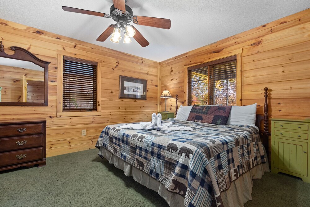 Bear Crossing Cabin by Jackson Mountain Rentals view 2