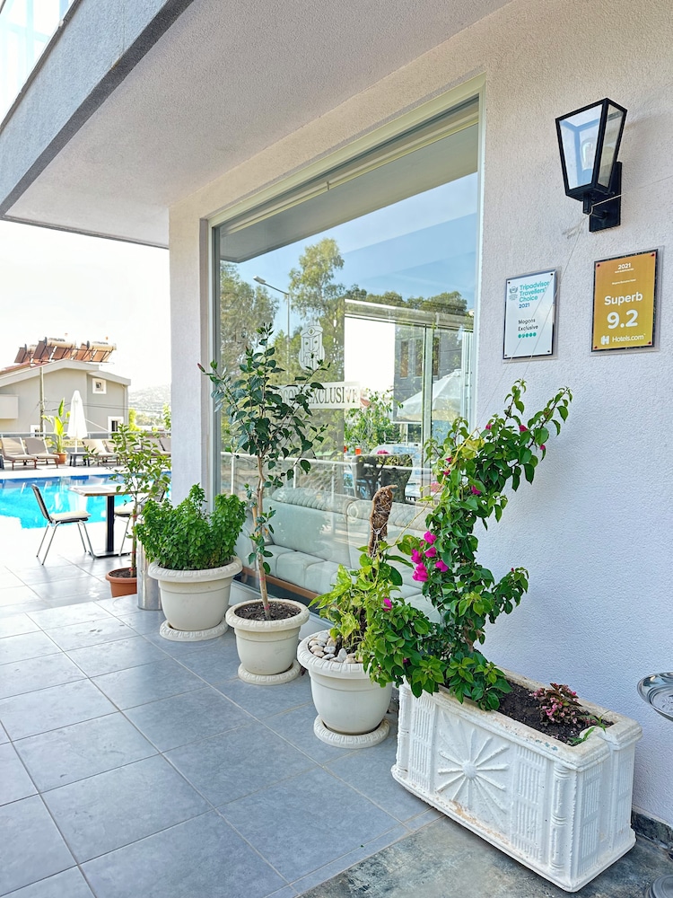 Mogons Exclusive Hotel - Image 88