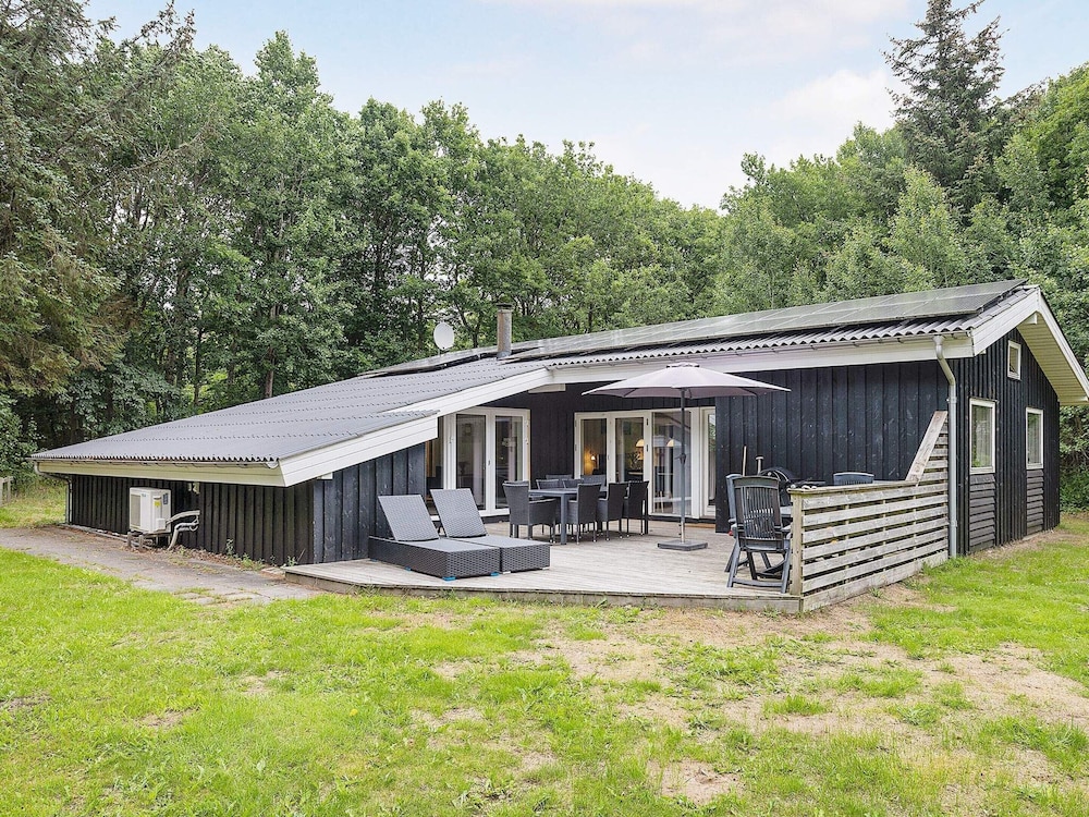 8 Person Holiday Home in Albaek view 5