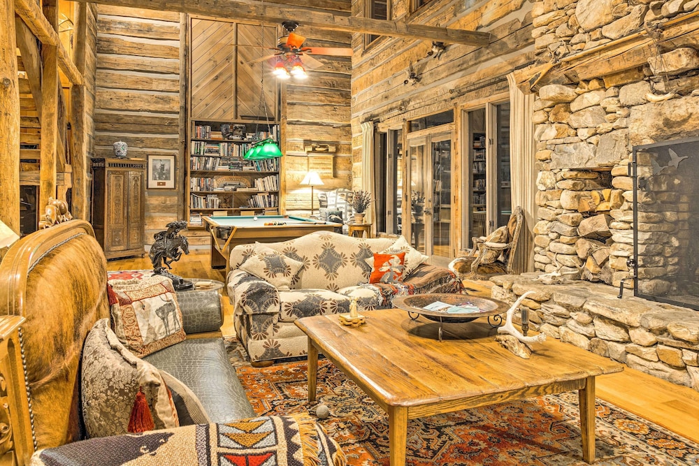 River Access + Mtn Views: Cullowhee Lodge! view 2