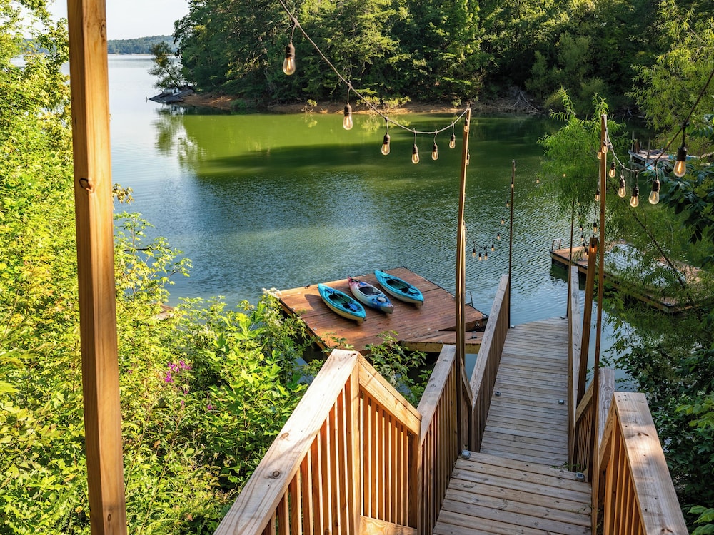 Emerald Cove by Jackson Mountain Rentals