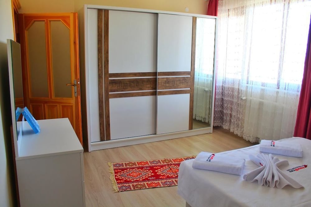 Ozgurcan Apart view 2