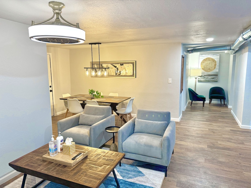 7BR Comfort Haven For 16 I Next to Tinker I EC