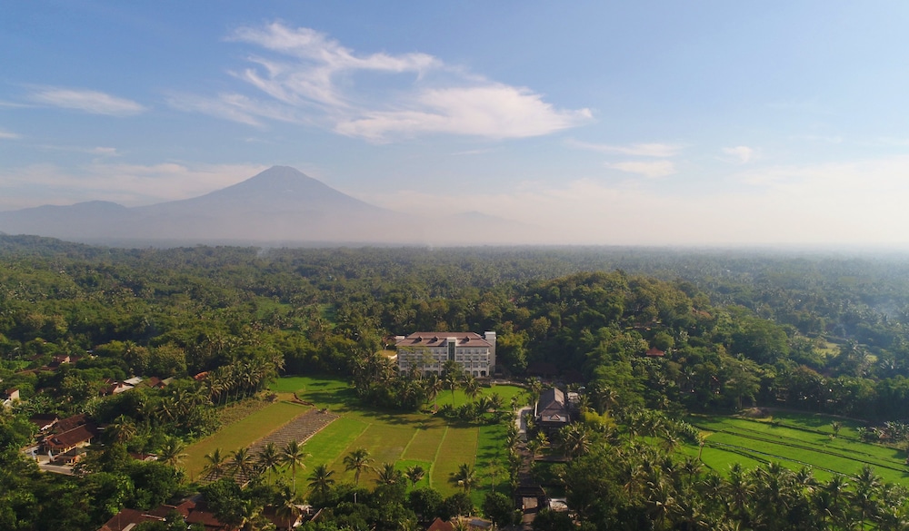 Hotel Plataran Heritage Borobudur Hotel - Image 1