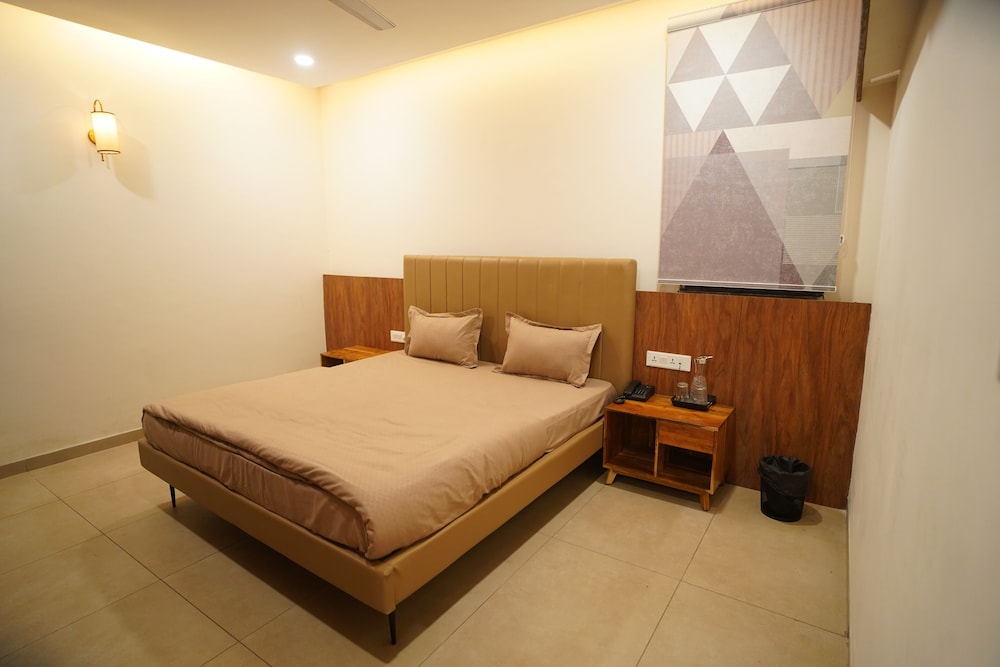 RAAHI HOMESTAY