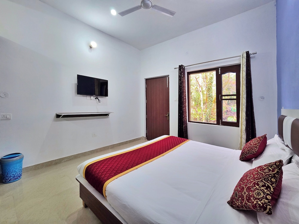 Dhauladhar Inn