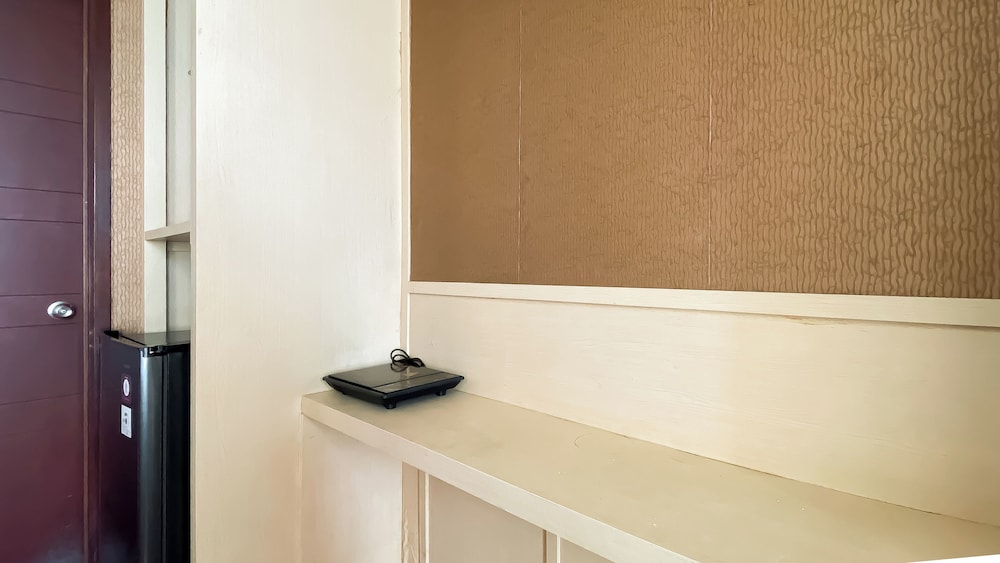 Cozy and Minimalist Studio Apartment Mangga Dua