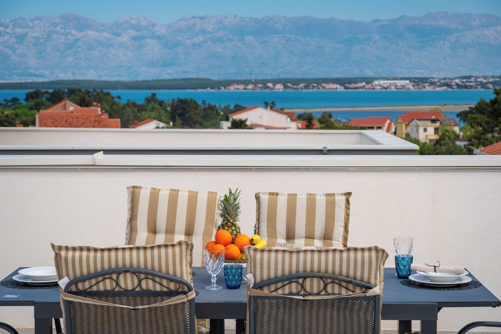 Apartment Lipotica 1