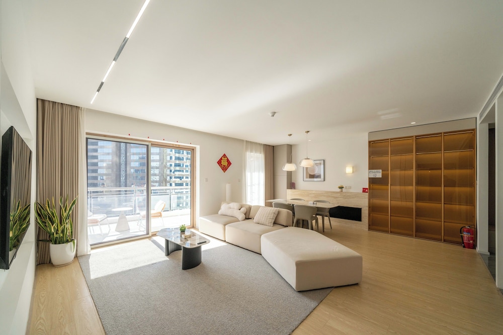 Book and Bed - Lujiazui