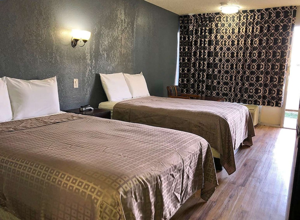 Americas Best Value Inn Garland Dallas - Property Image 8
