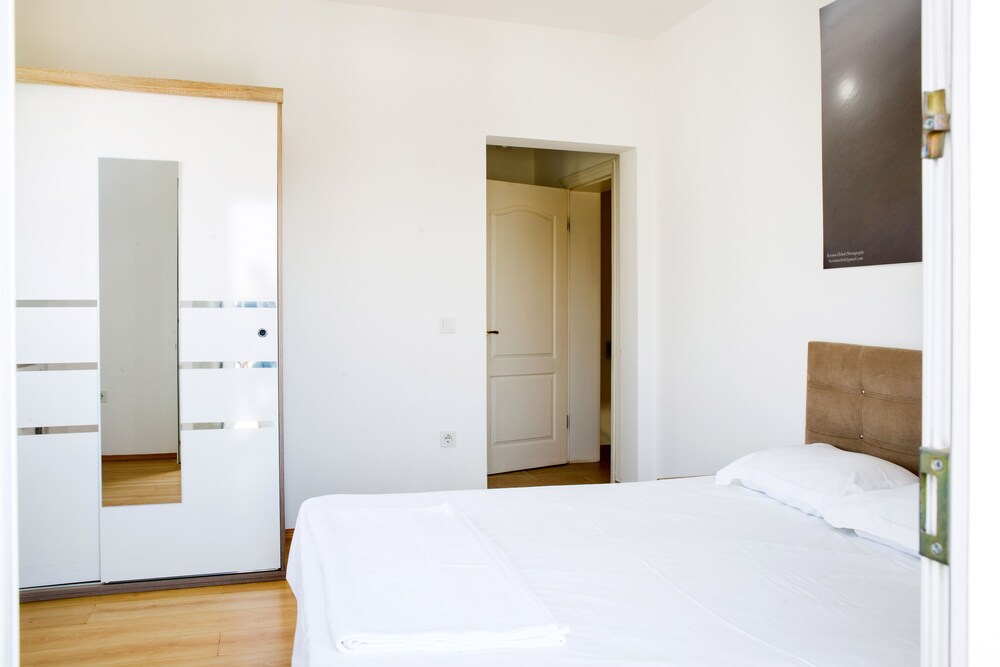 Important Group Villa BD463 4 Bedrooms