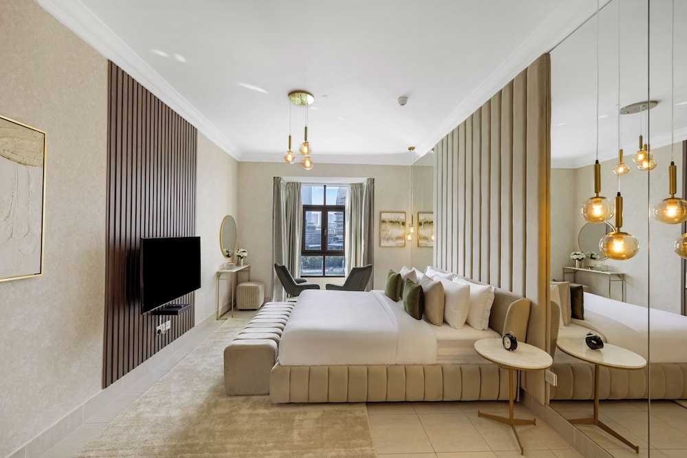 Durrani Homes - Heaven on Earth collection 5BR with panorama Burj Khalifa and fountain views