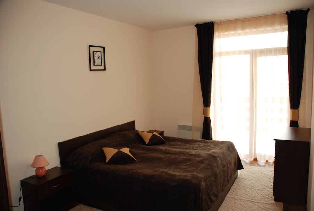 Bansko Vacations - Pirin Palace White Apartments - Property Image 10