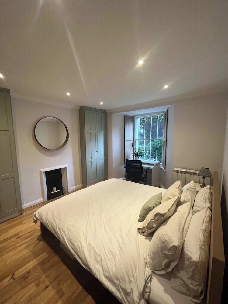 Beautiful 1BD Flat With Garden - Kentish Town
