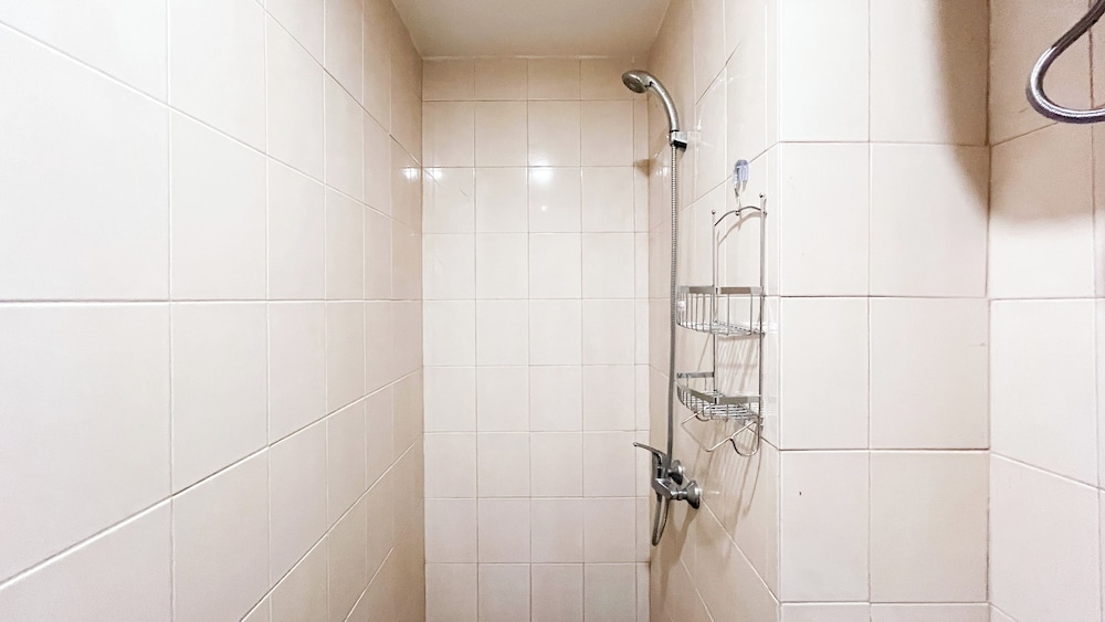 Comfort Studio Apartment Vida View Makassar view 2