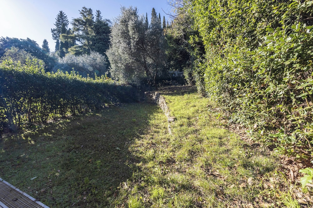 Pindemonte Garden by MMega