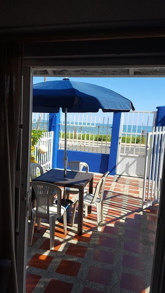 Sound Bay Beach Apartment