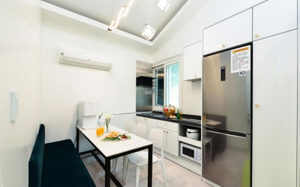 Gapyeong Shinbi Kids Pool Villa