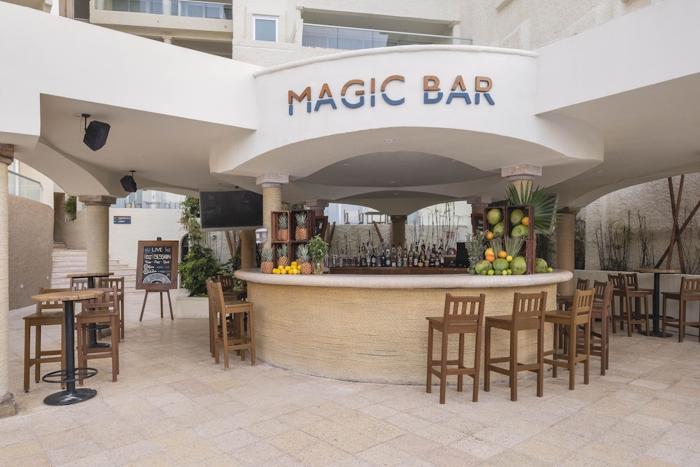 Hotel NYX Cancun All Inclusive