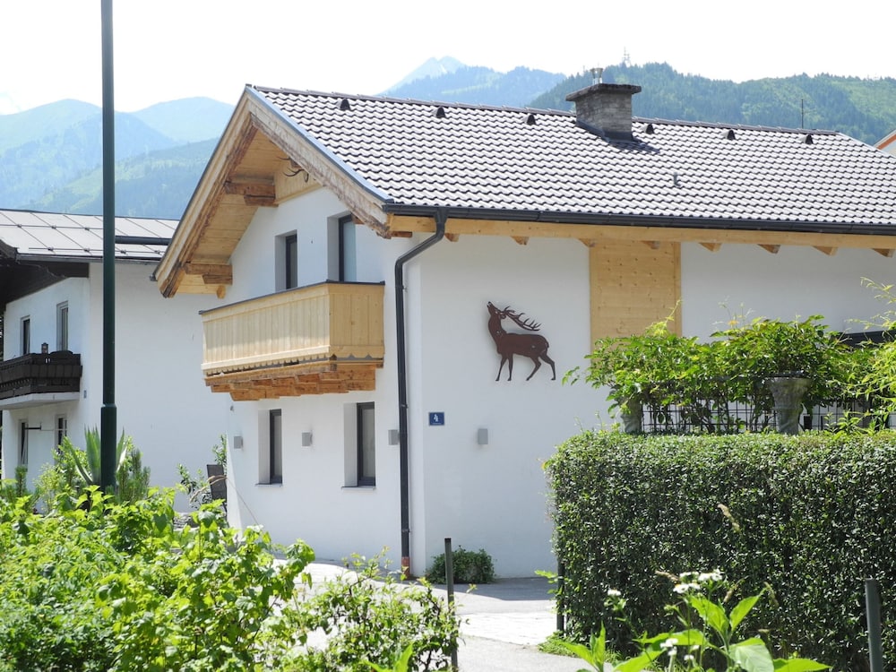 Detached Chalet Close to the ski Area view 3