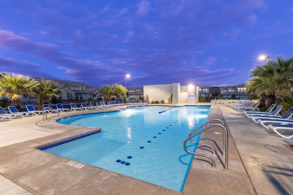 Sand Cove 3 Bedroom Townhouse