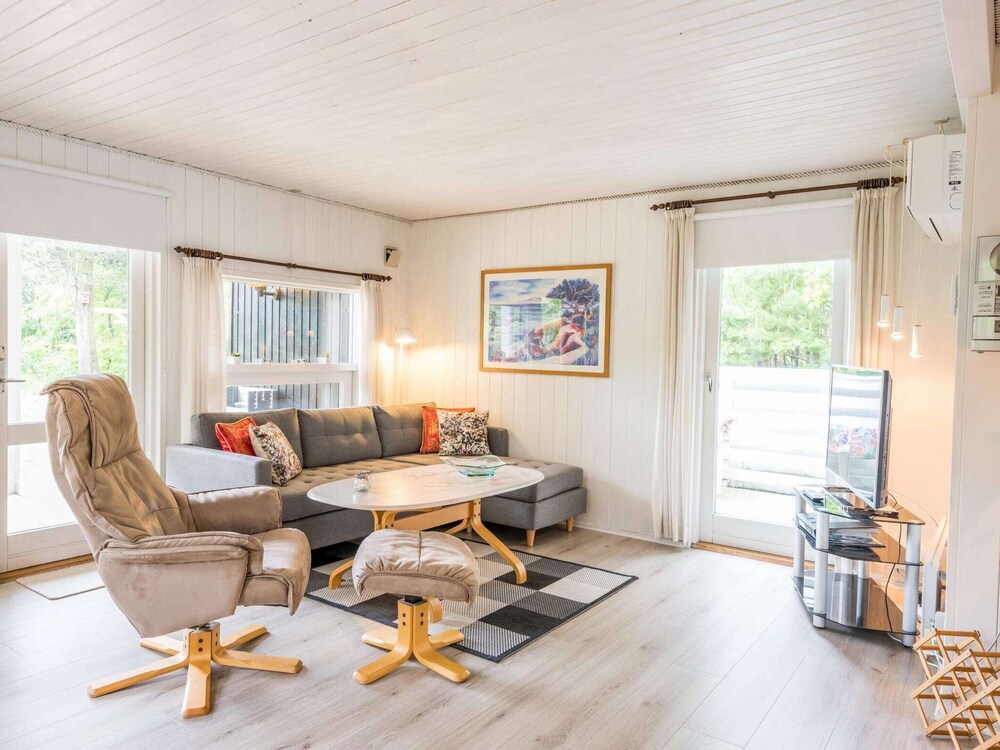 6 Person Holiday Home in Norre Nebel