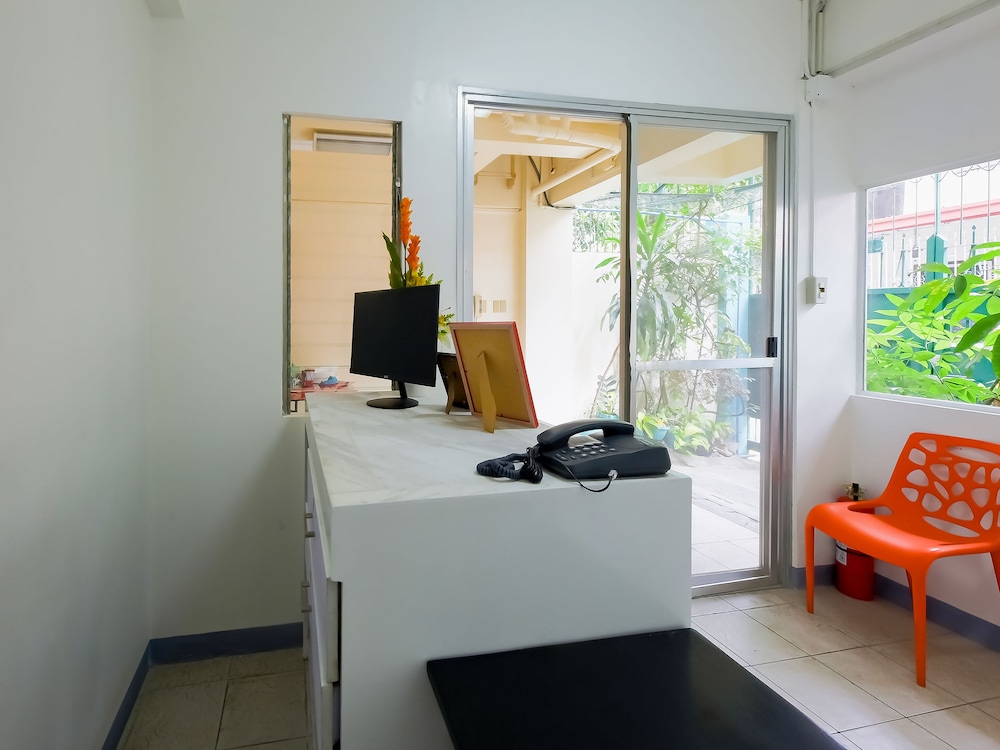 OYO 840 Orangenest Apartelle - Image 4