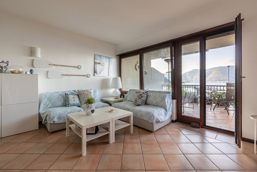 Casa Azzurra Seaview Addaura by Wonderful Italy